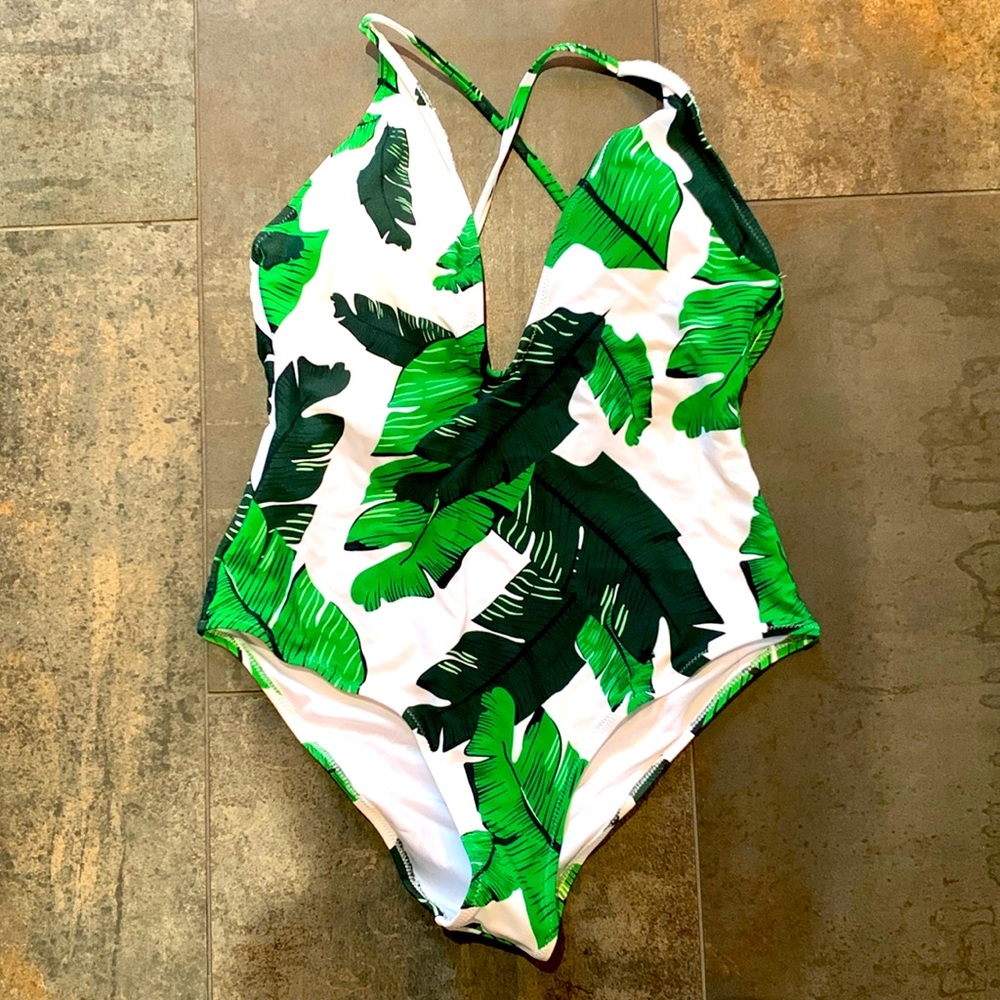 Cupshe Plunge Neck One Piece Swimsuit